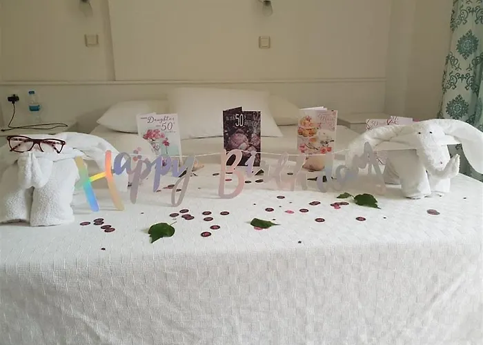 Sen Ξενοδοχείο *